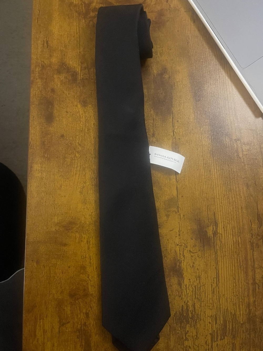 NWT Banana Republic Men's Black Solid Textured Dress Tie for Men.